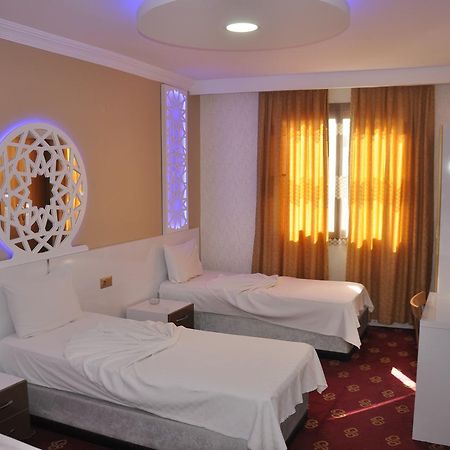 Ugur Otel Mersin  Exterior photo