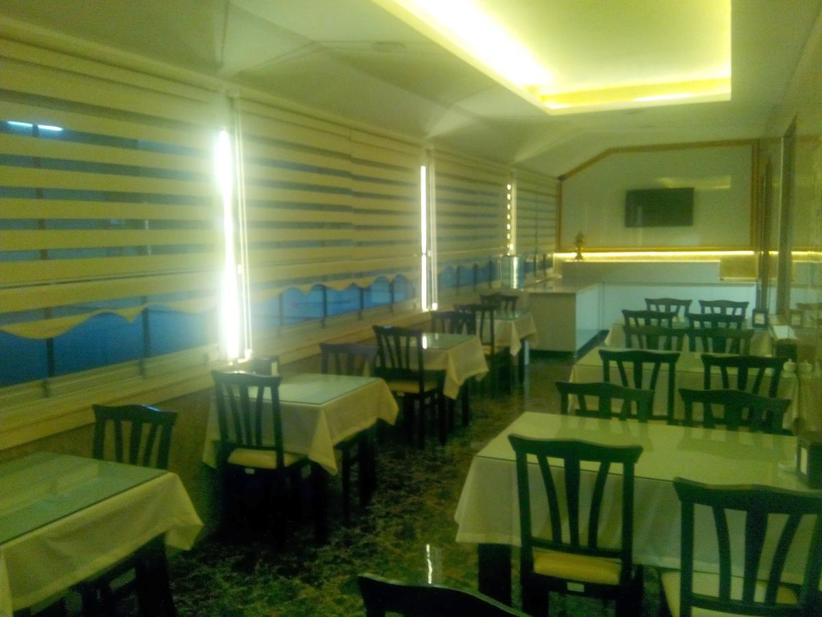 Ugur Otel Mersin  Exterior photo