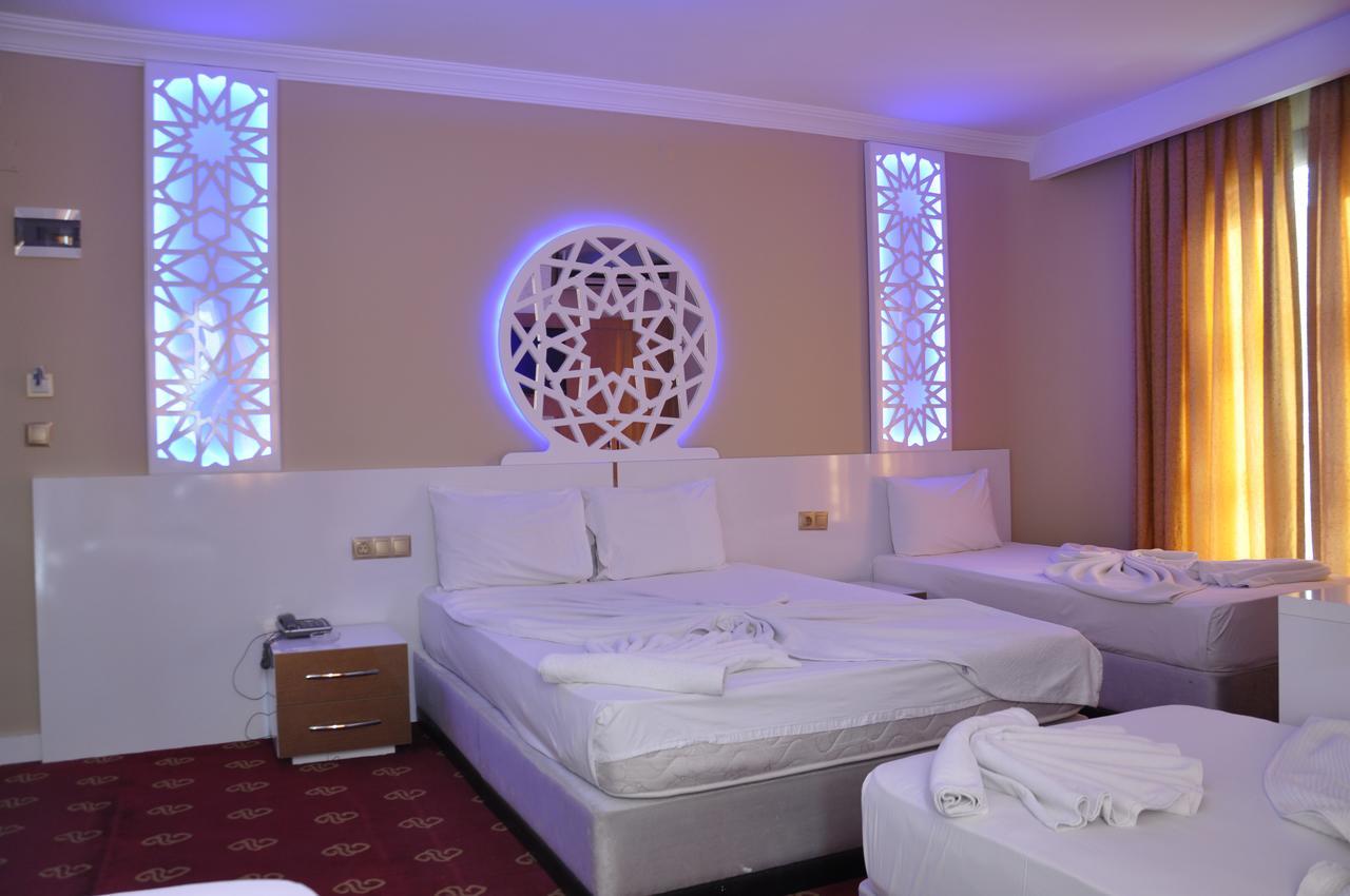 Ugur Otel Mersin  Exterior photo