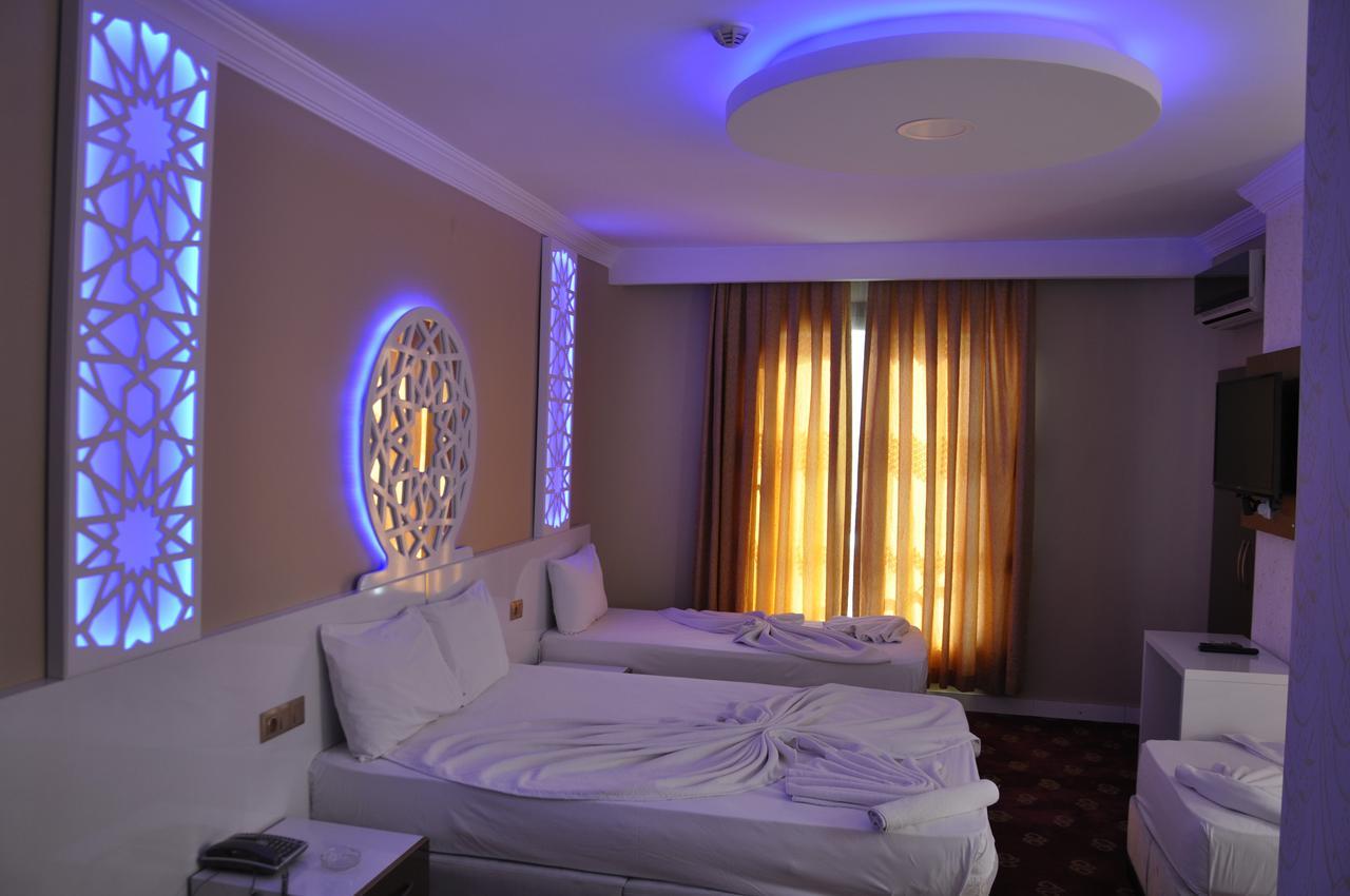 Ugur Otel Mersin  Exterior photo
