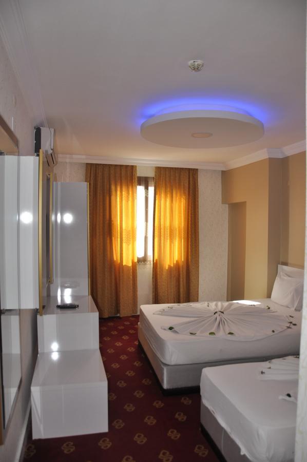 Ugur Otel Mersin  Exterior photo