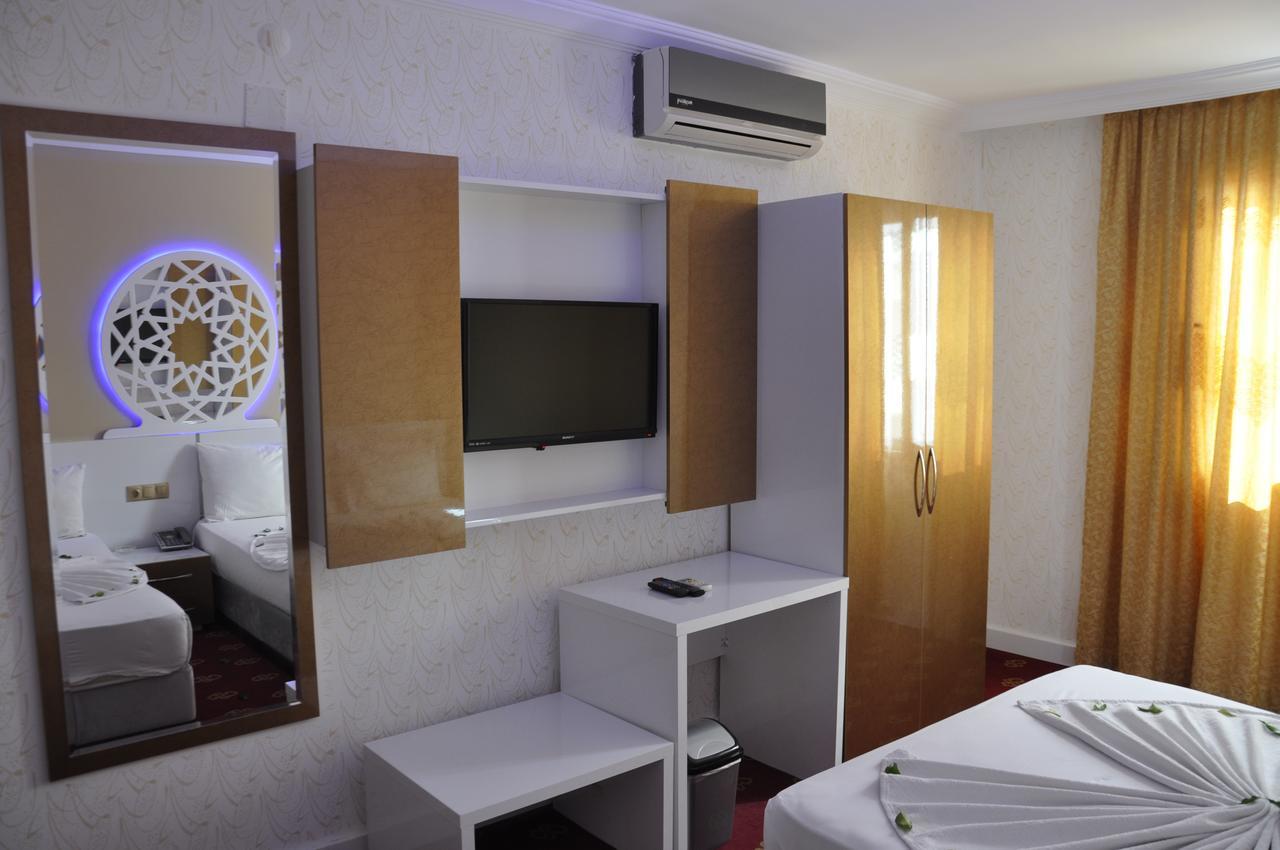 Ugur Otel Mersin  Exterior photo