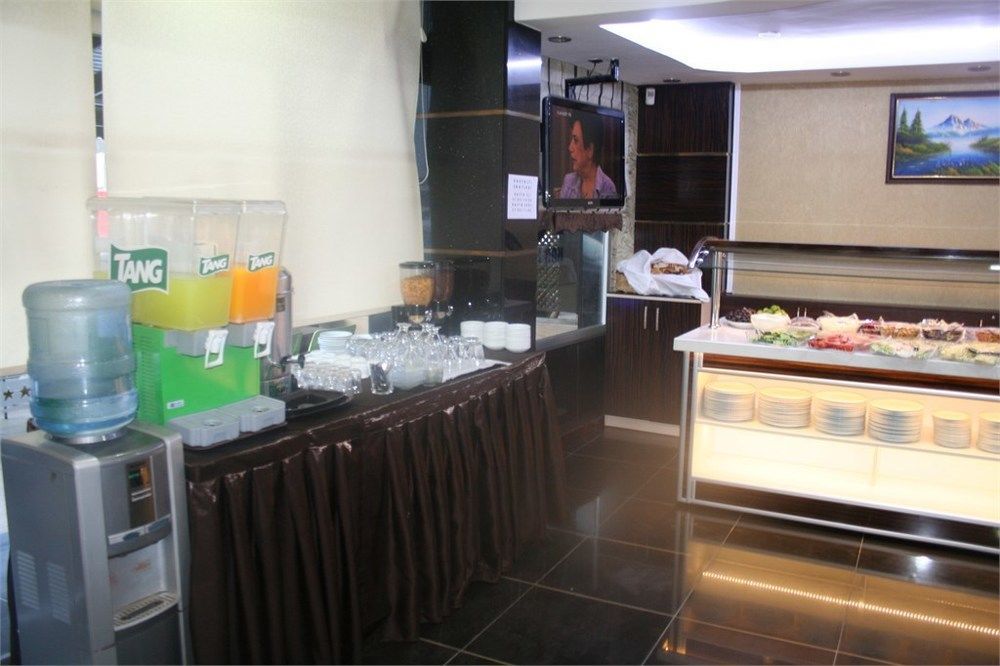 Ugur Otel Mersin  Exterior photo